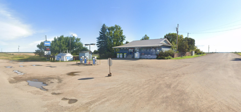 Boyne Lake General Store 768x358