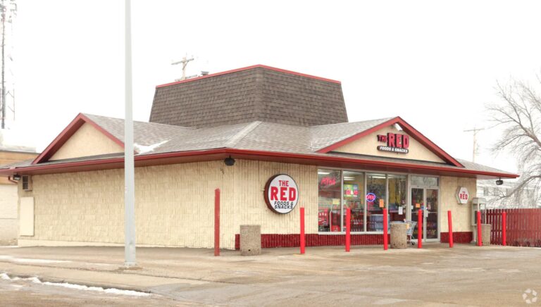 The Red Quick Mart Store Pic 002 768x436